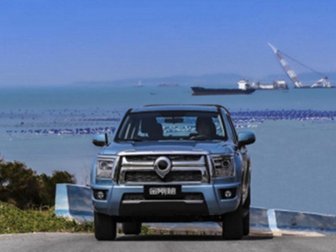 ������AT܇�̈́�(chu��ng)�������� 1.82m��ƽ�L���d���h��