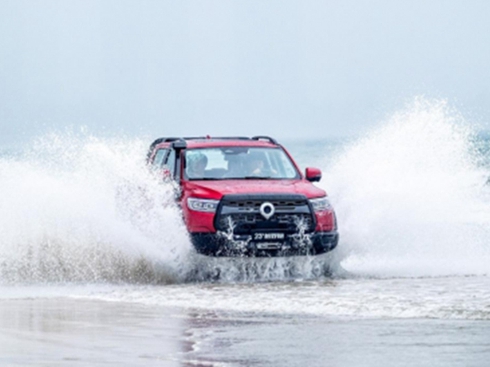 �L����818Ʒ������c�������� ԽҰ��ȫϵ�ޕr⠻�1�fԪ