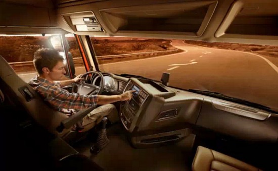 ���S��Stralis&nbsp;360&deg;ҕ�R����ҕ�X(ju��)ä�^(q��)