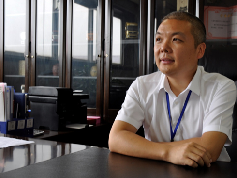 �Ϻ��AӢ���c�͑���һ�� ������{(l��n)��