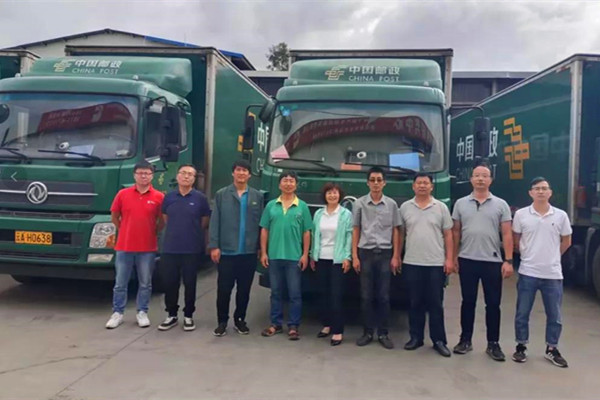 �͑��P(gu��n)���f���� һ�w���ģ�����(w��)ǰ��