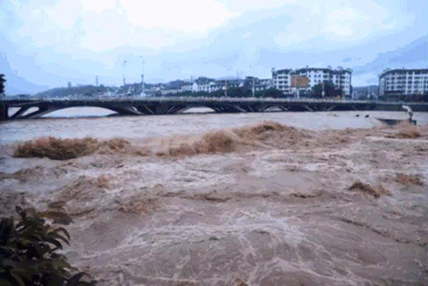 ��ˮ�o(w��)�������А��������t�r�YԮɽ��