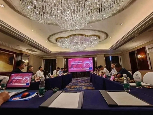 �������ֹ���܇��(zh��n)����ӑ�ߺ��������Մ���ĳ�(li��n)��������_