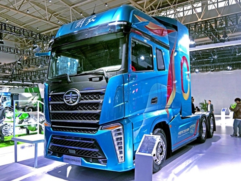 ���L��������_��(chu��ng)�Ї���܇�a(ch��n)�I(y��)�D(zhu��n)�Ͱl(f��)չ�¾���