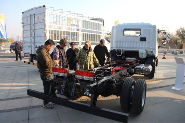 ��Ʒ���l(f��) �rֵͻ�� �|�L�ɷ��Ƅ��p��ȫ��^�M1367.jpg