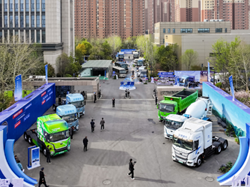 ��ͨ���F2025���|���l(f��)չ����c�h��������