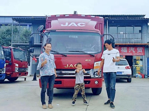 һ�����ڵ��Ҹ� ʯ����ϲ�ᰲ�տ���˹1̖(h��o)���