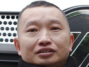 8��200�f����ͬ���������y�֚W�R���V�������Ҹ�·