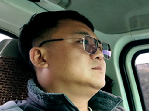 ��?zh��)��磺��늄�����܇���Ҿ��x�_��S��