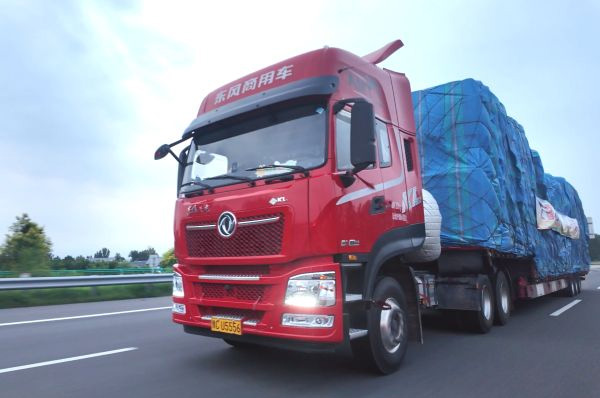 ����Ч�ܳɾ͸�Ч���� ���ϲ�Ь֮���l(f��)չ������(d��ng)�ܣ��o�½���1531.jpg