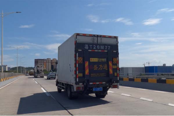 һ���ܔ�(sh��)�f��؛��7�_�c�KV100���V�|�ϰ��&ldquo;1681.jpg
