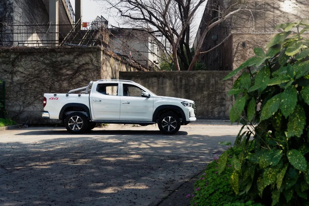 ������ͨMAXUS T70���ް柨�����У��ۃr12.78�fԪ��