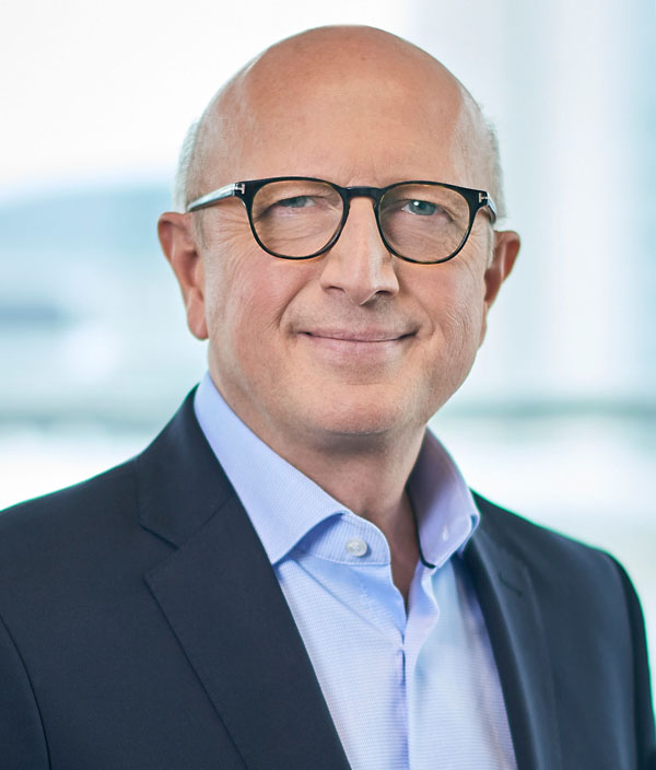 01. ��ķ�չɷݹ�˾�����ɆT���a(ch��n)Ʒ���̺�ȫ���ُ���Ї��^(q��)�I(y��)��(w��)ؓ(f��)؟(z��)�˰�������Sven Ennerst��.jpg