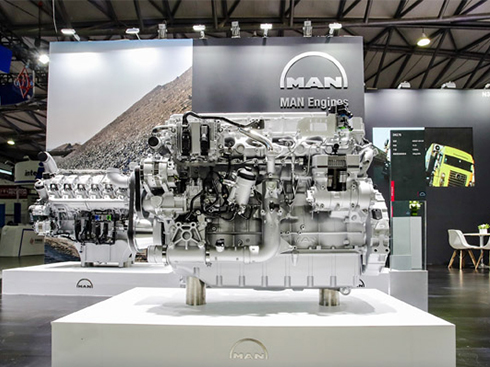 ����֮�g ��չ���V ���������c���Ϻ����Rչ