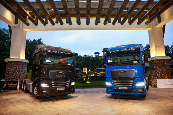 1 - ����ȫ��TGX·�ݏV��վ�A�M���.jpg