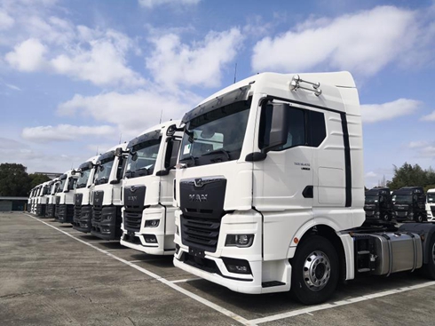 ���r���������Ӗ���ء�����������x����������l(f��)չ