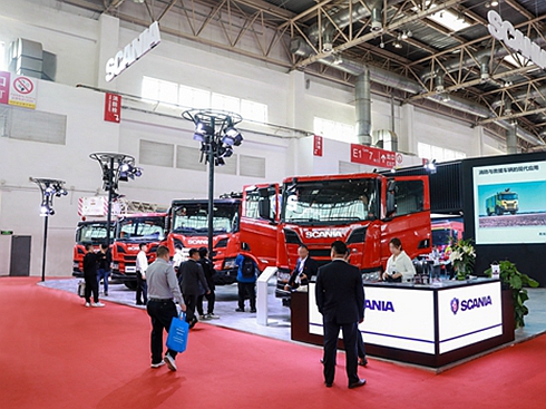 ˹���၆����܇�ױP����ڶ�ʮ�Ç�(gu��)�H����չ