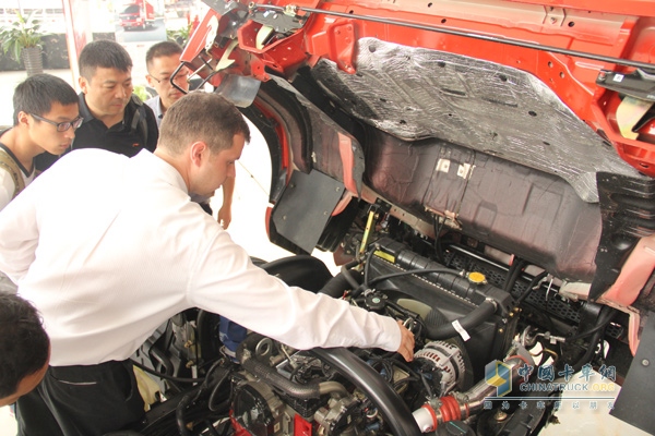 ���￵��˹�������̎�NAT��B�l(f��)��(d��ng)�C(j��)