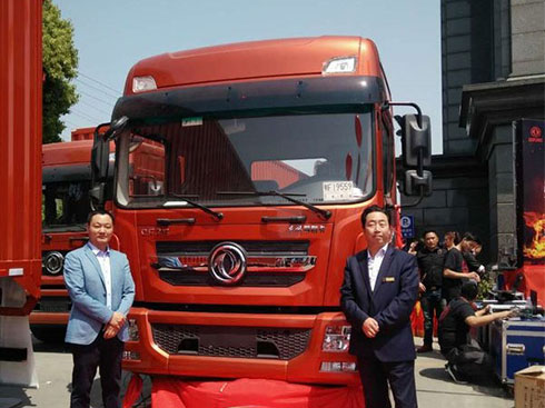 �|�L�п�D12ȫ���װl(f��) ���Є��N4000�v