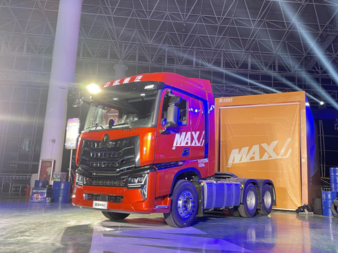 �����Ļ����ԕr��������MAX�����ؿ�Ʒ���W�����_