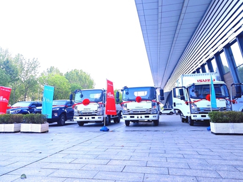 �c���ʮ�2023��ELF�p��������֮���R��ȼ������