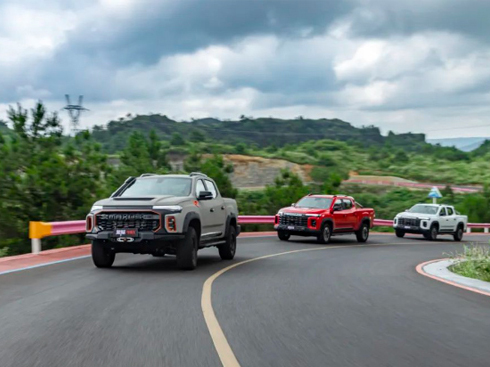 ��9.28�fԪ�� �ѓ��OӋ ������ͨMAXUS���HƤ������