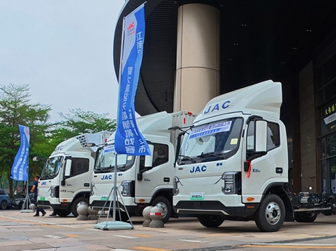 ��������Դ�p��ES9�i�����������I(l��ng)���������Gɫ����(j��)