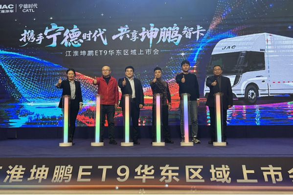 ����܇֮�ѾW�ģ�����1�����iET9�A�|�sҫ���� ��(chu��ng)���˗U���I�����Gɫ�D��171.jpg