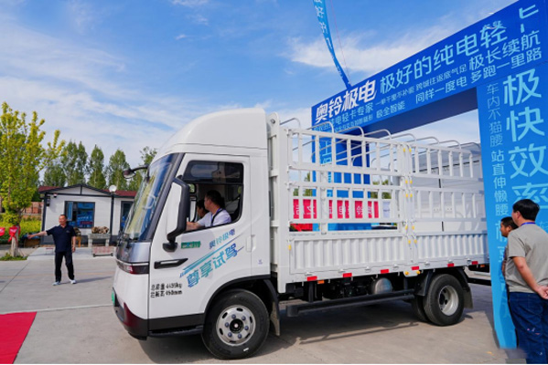 ����܇֮�ѡ��̓r�B�q���û� ���W⏘O���ΎͿ���ʡ�������y483.jpg