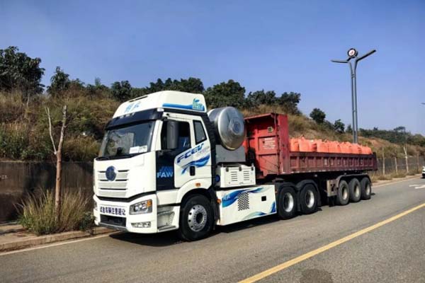 �����N(xi��o)700�v��2300�v���������Դ�ؿ�������&ldquo;����ʽ&rdquo;����(1)1323.jpg