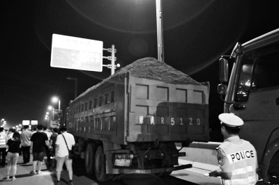 ��������  ����܇������©��?q��)��ܵ��?y��n)�C��̎