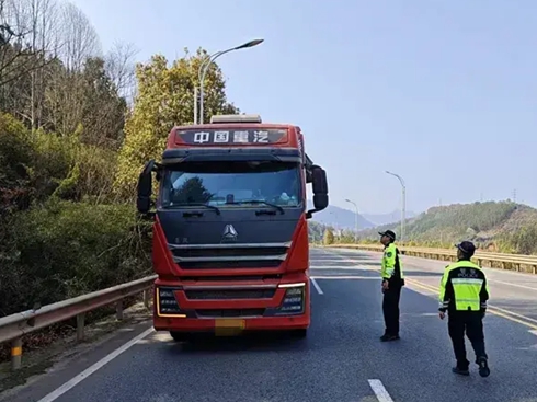 4��؛�\��Ҏ(gu��)���������P(gu��n)�ĘI(y��)���g���޷Ō���ƣ���{����Ρ�