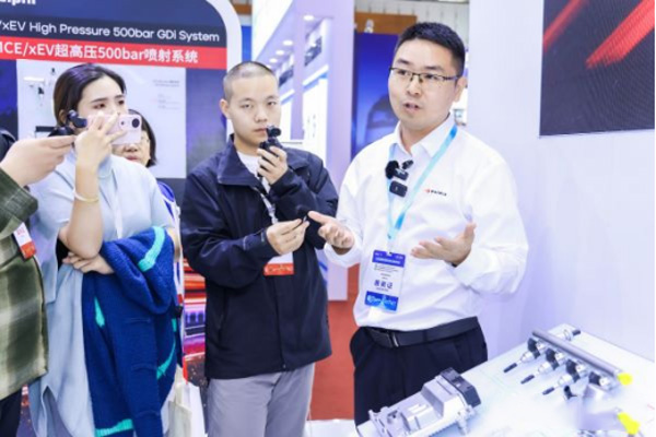 ��(d��ng)����Ԫ��څ���@�� �M(f��i)�၆��Ȅ�(chu��ng)�´��M(j��n)�ИI(y��)����915.jpg