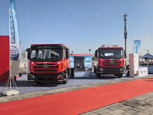 �����;�߶�����܇����ڶ�ʮһ���Ї����H����չ