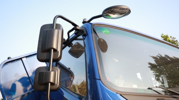 �M�㲻ͬ�Ј����� ���Ĵ����ES7��8x2����������܇����1��522.jpg