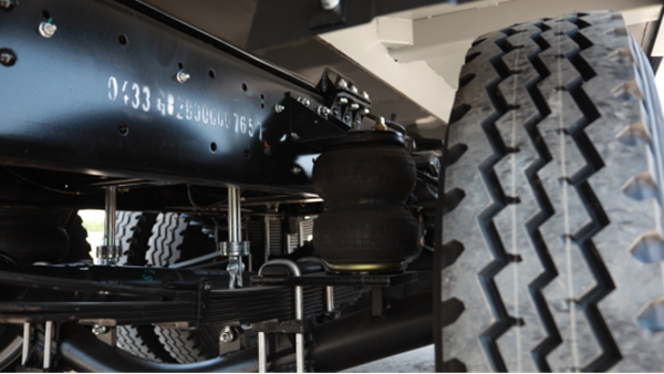 �M�㲻ͬ�Ј����� ���Ĵ����ES7��8x2����������܇����1��1460.jpg