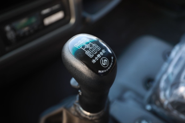 �M�㲻ͬ�Ј����� ���Ĵ����ES7��8x2����������܇����1��1221.jpg