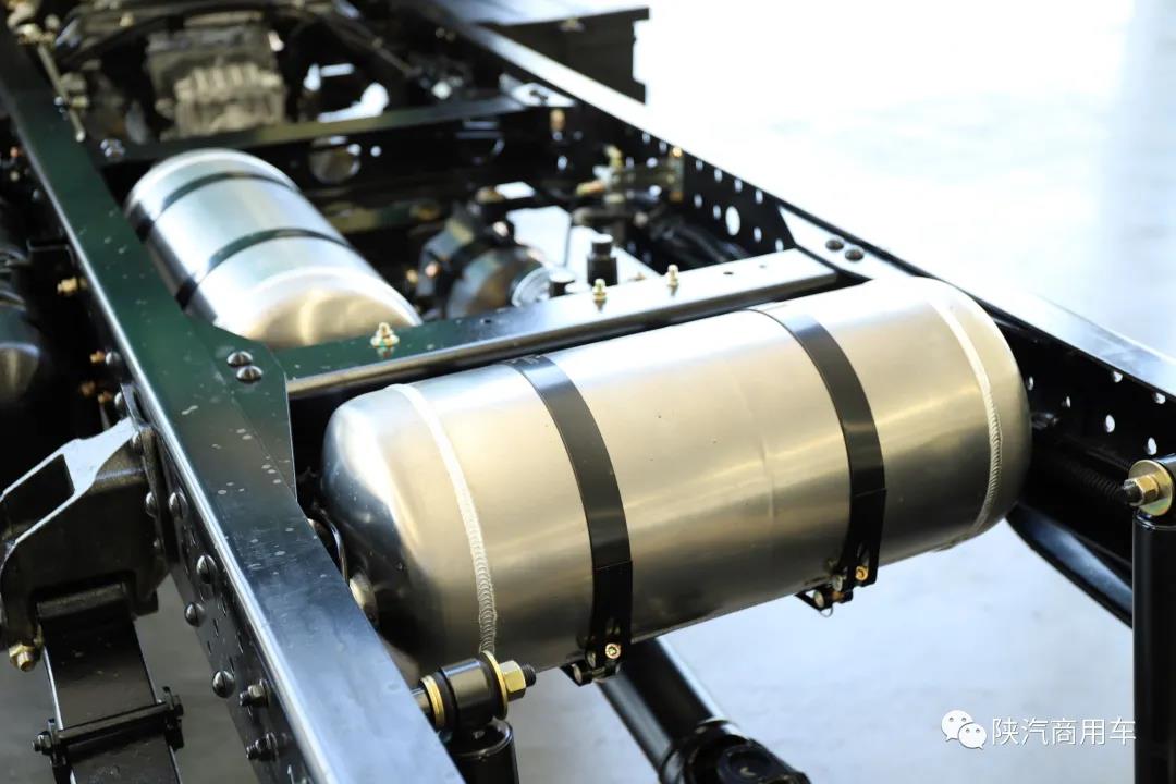 ܎�¡���9 4X2�{���d؛܇ ����С���h