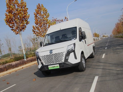 ���� �L(zh��ng)�m(x��)�� ���L(f��ng)V9E��늴�VAN�µ䷶