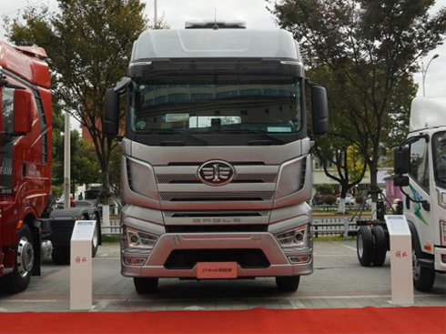 600�R�����J7�I����LNG����܇���S����