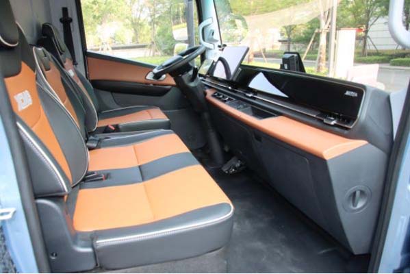 4��4���L(zh��ng) �����ǿ� �칤�h���p�����܃r(ji��)ֵ߅��(���˲��޸��^(gu��))2220.jpg