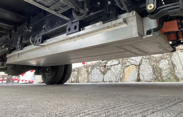 ����܇֮�ѡ������� �߳��d �W����{EL-plusɽ�^(q��)��v��ɽҰ650.jpg