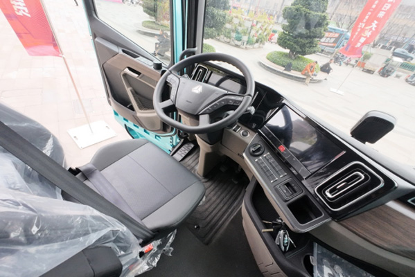 ����KSҫ���ǈ� ��Ӳ�ˌ������I(l��ng)�L;�ɾ��\ݔ��׃��1355.jpg