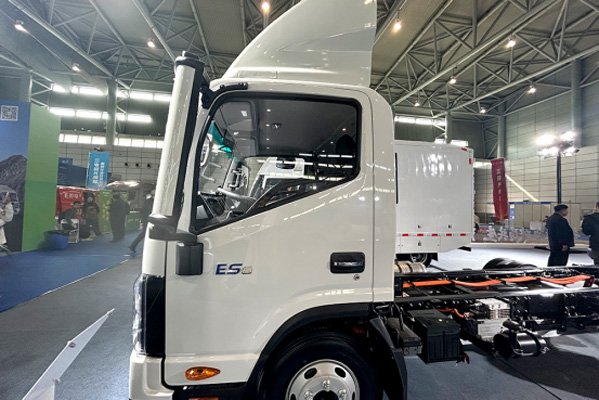 ���� ES6���䌍(sh��)�ɼ�����(w��n)�֮�(d��ng)�^�ĸ�Ч֮�x1712.jpg