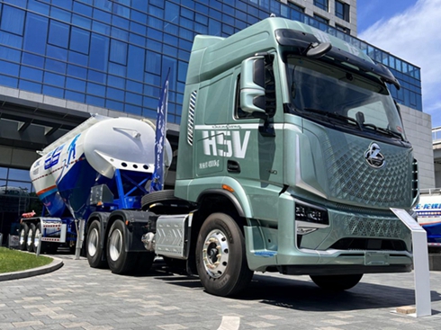 �������^+�ޡ�һ�w������܇�����м���(qi��ng)����Ʒ�l(f��)����