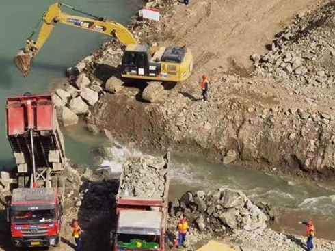 �������h��(j��)μ���ڹ������M(j��n) ������֮��������_��̖(h��o)��