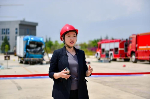 ���ľ꣺��I(y��)��VS���� �鿨��Ҳ����֮����