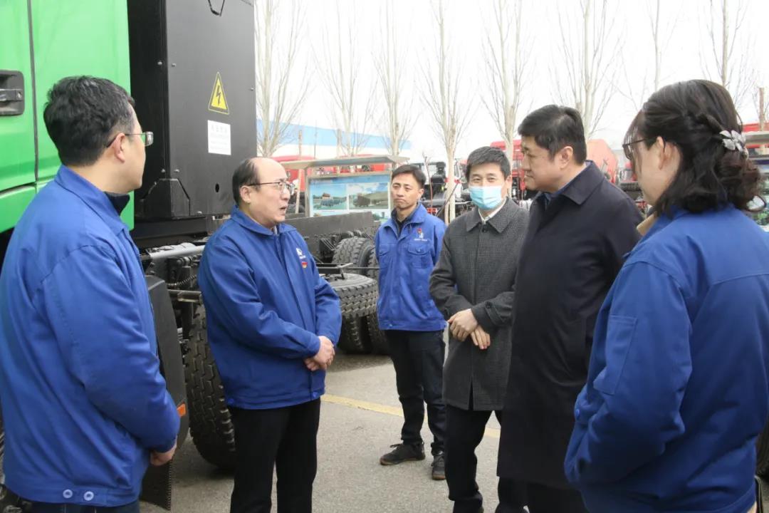 ���^��ί��ί���M�������L������һ�Ё����������{(di��o)��