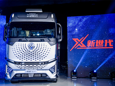  ���g�M���Ǹ�����܇�N��ͻ��1000�f�v�ĵך�